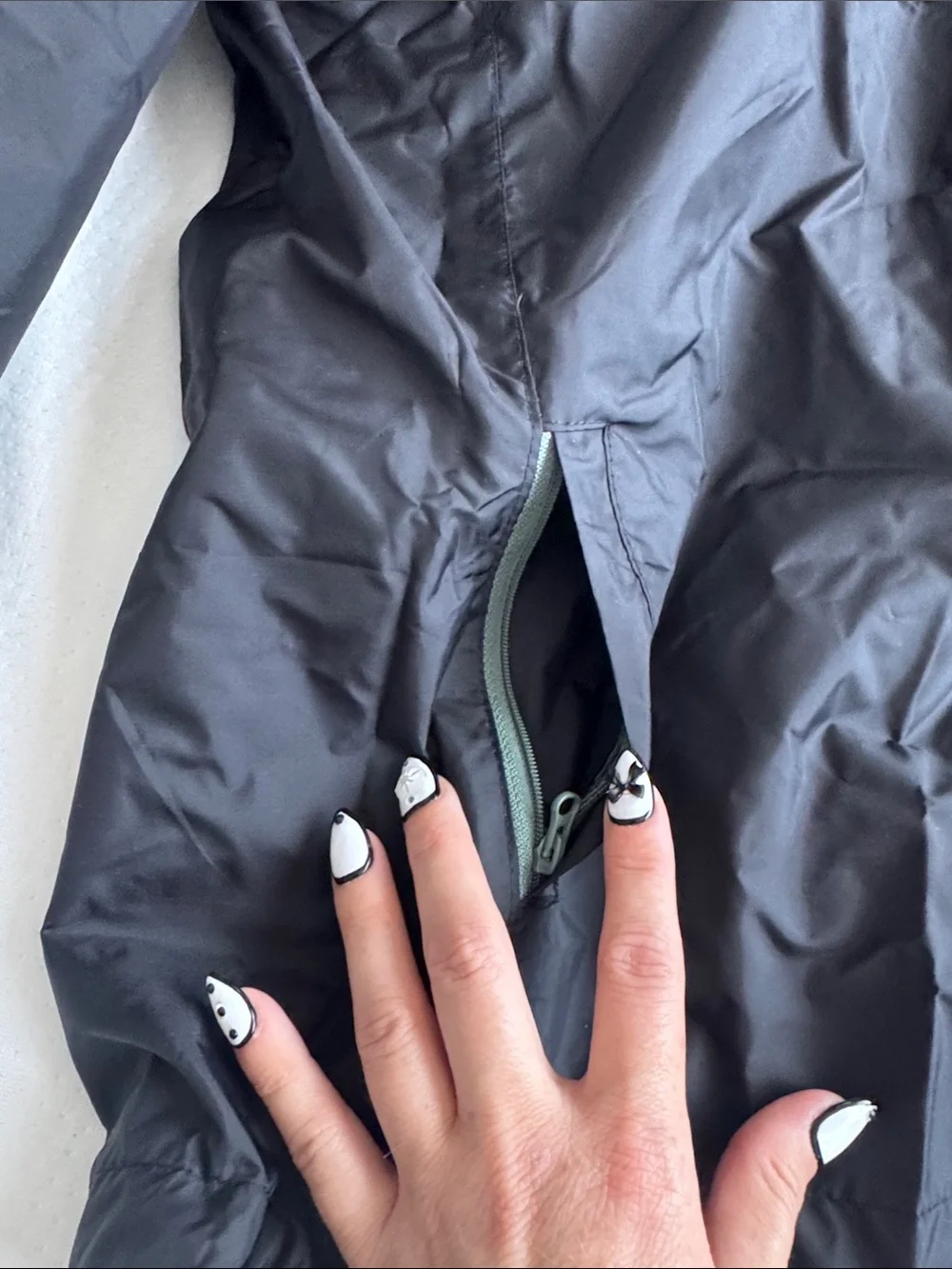 The North Face Black jacket - Drawstring Carry bag
